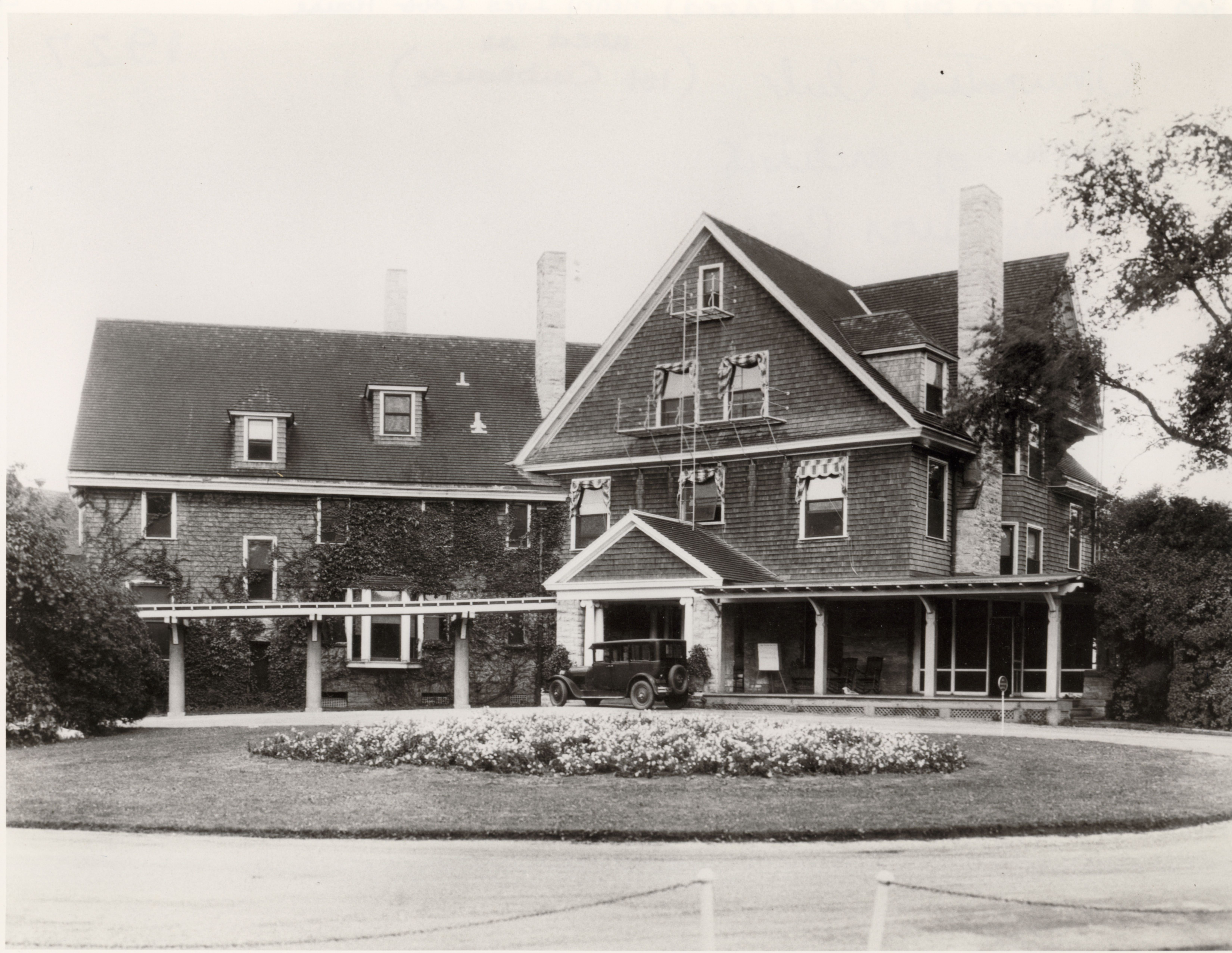 c. 1925.