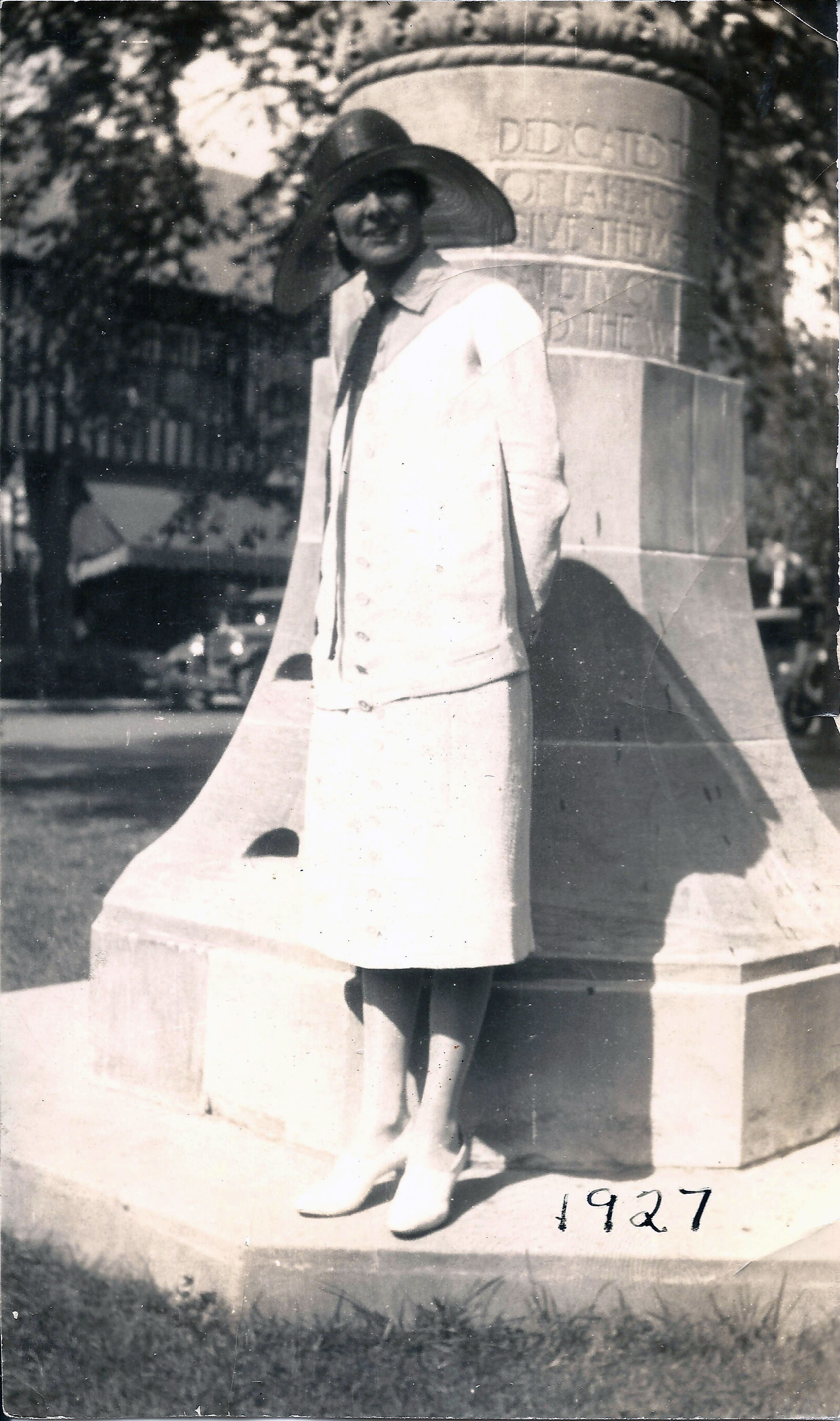 Ruth Peterson Berghorn in Market Square, 1927.