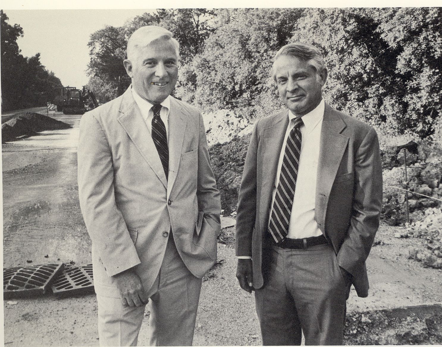 Third Ward aldermen Sidney Paige and Harold Morrison at Waukegan Road and Deerpath, 1985.