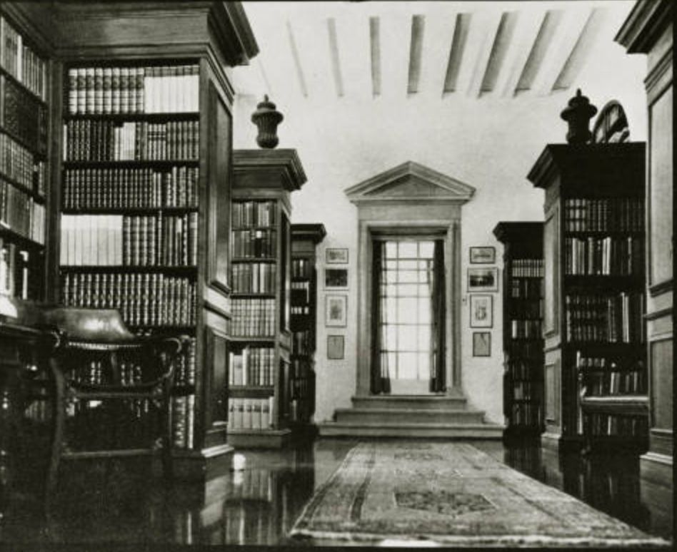 Library at Centaurs. Image Source: photograph by Ezra Stoller, courtesy of the Art Institute of Chicago Historic Architecture and Landscape collection, c. 1865-1973.