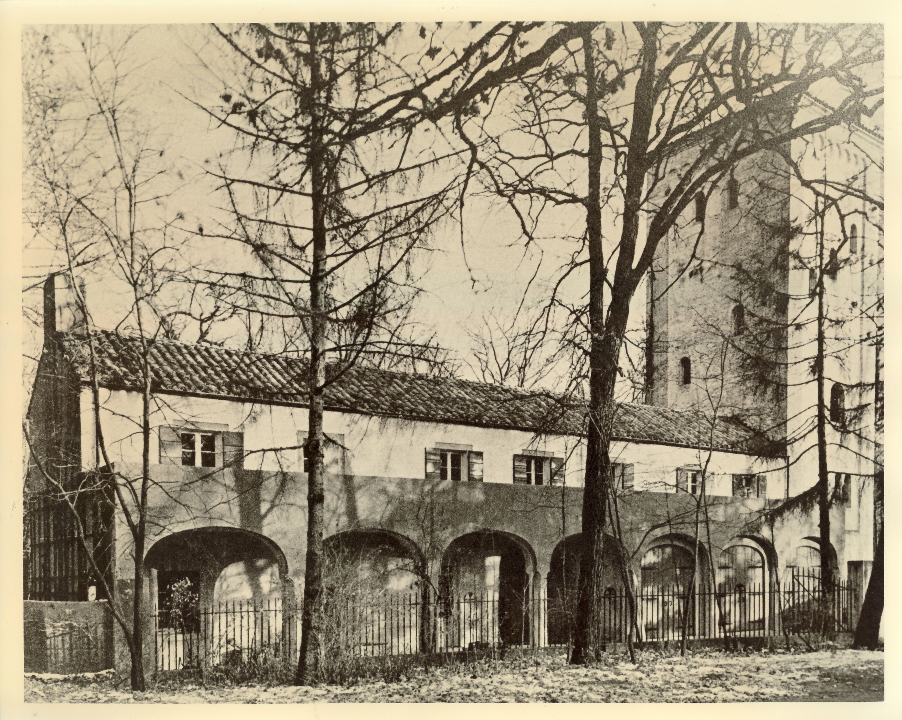 Staff quarters and garage with adjoining tower, designed by David Adler.