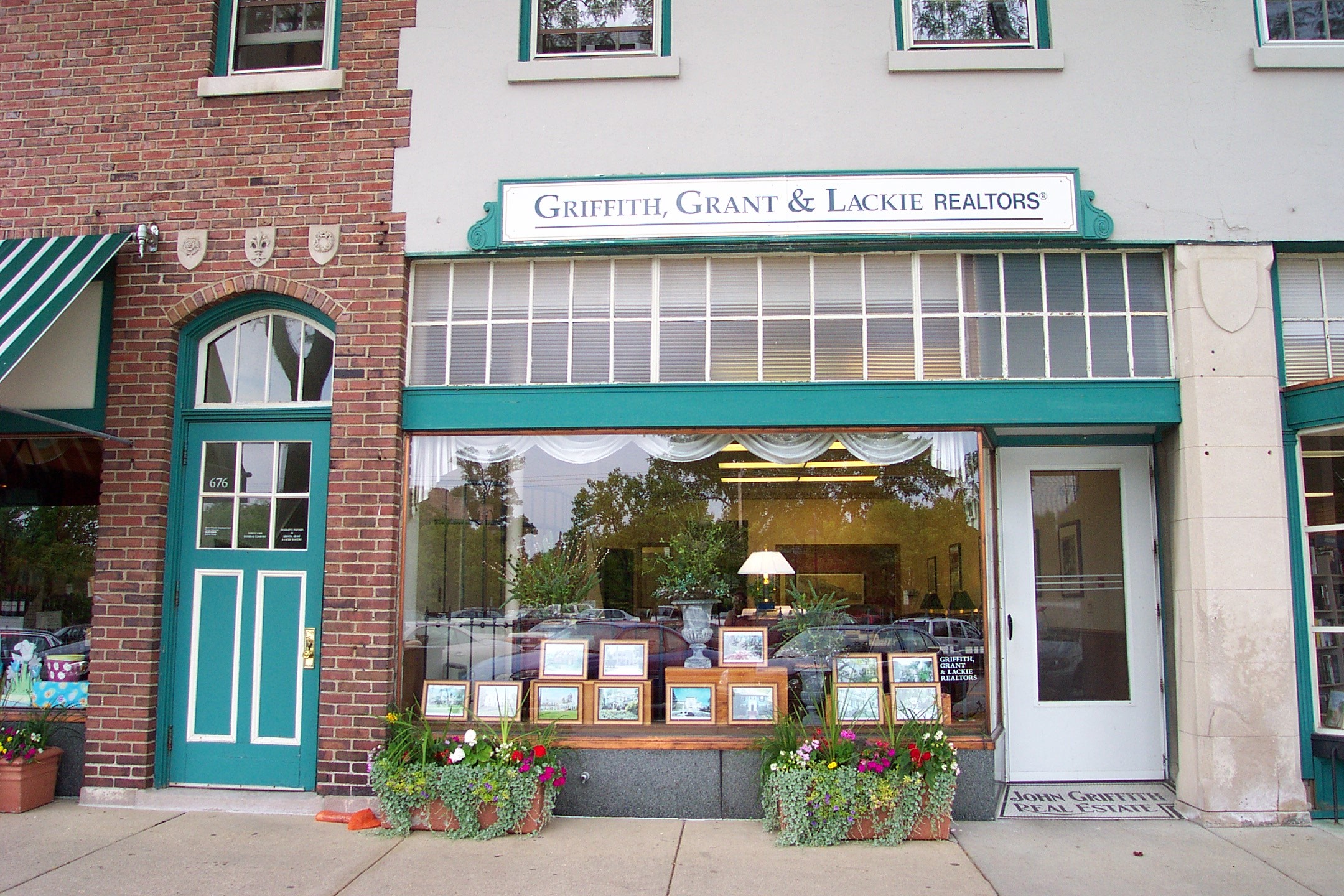 Griffith, Grant and Lackie storefront on Western Avenue, c. 2003. Note the tiles at the entrance.