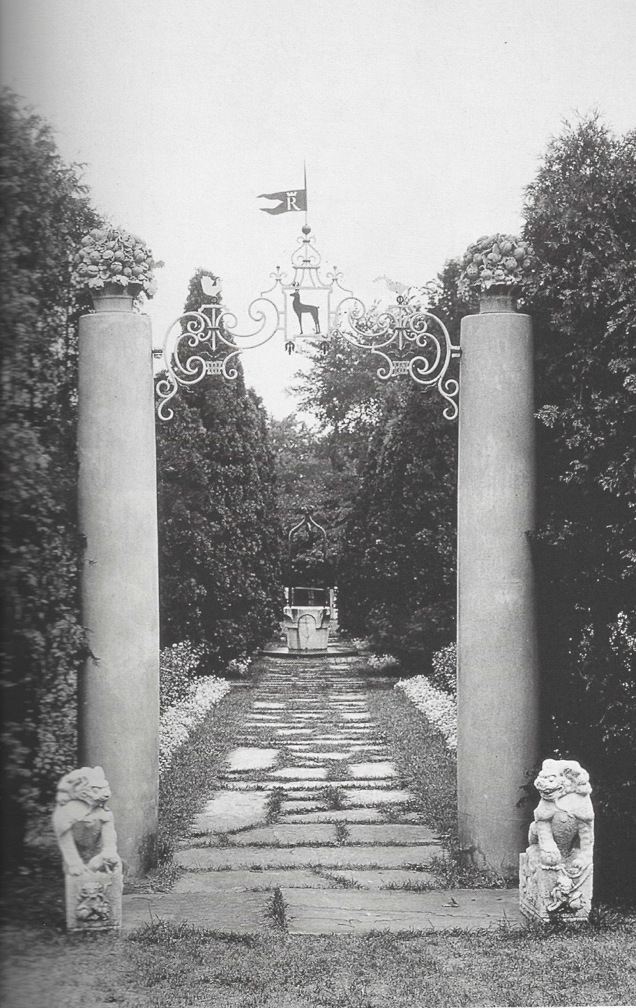 Garden gates. Photograph courtesy of Shaw Family Ragdale Collection, Lake Forest College Library Special Collections.