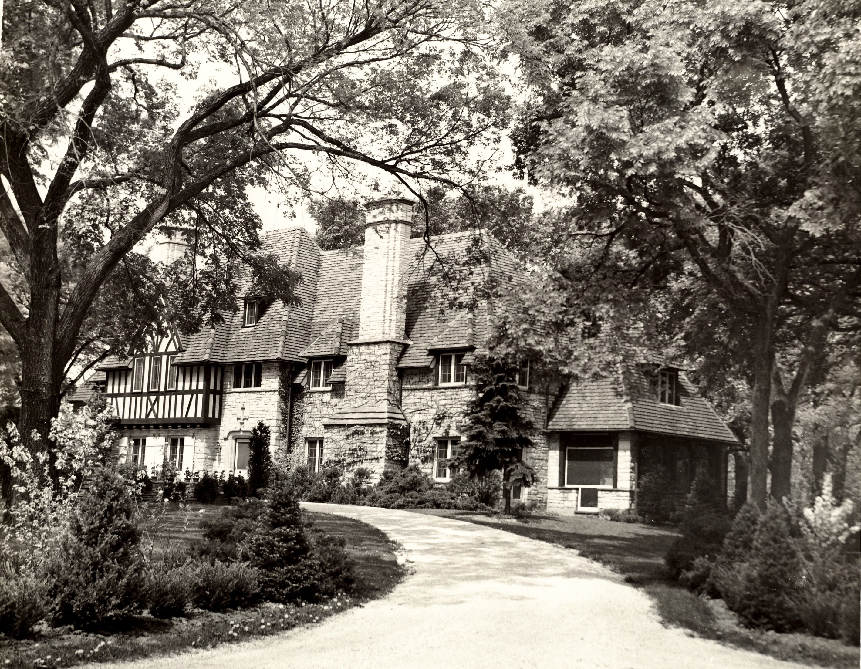 470 King Muir Road, Lake Forest.