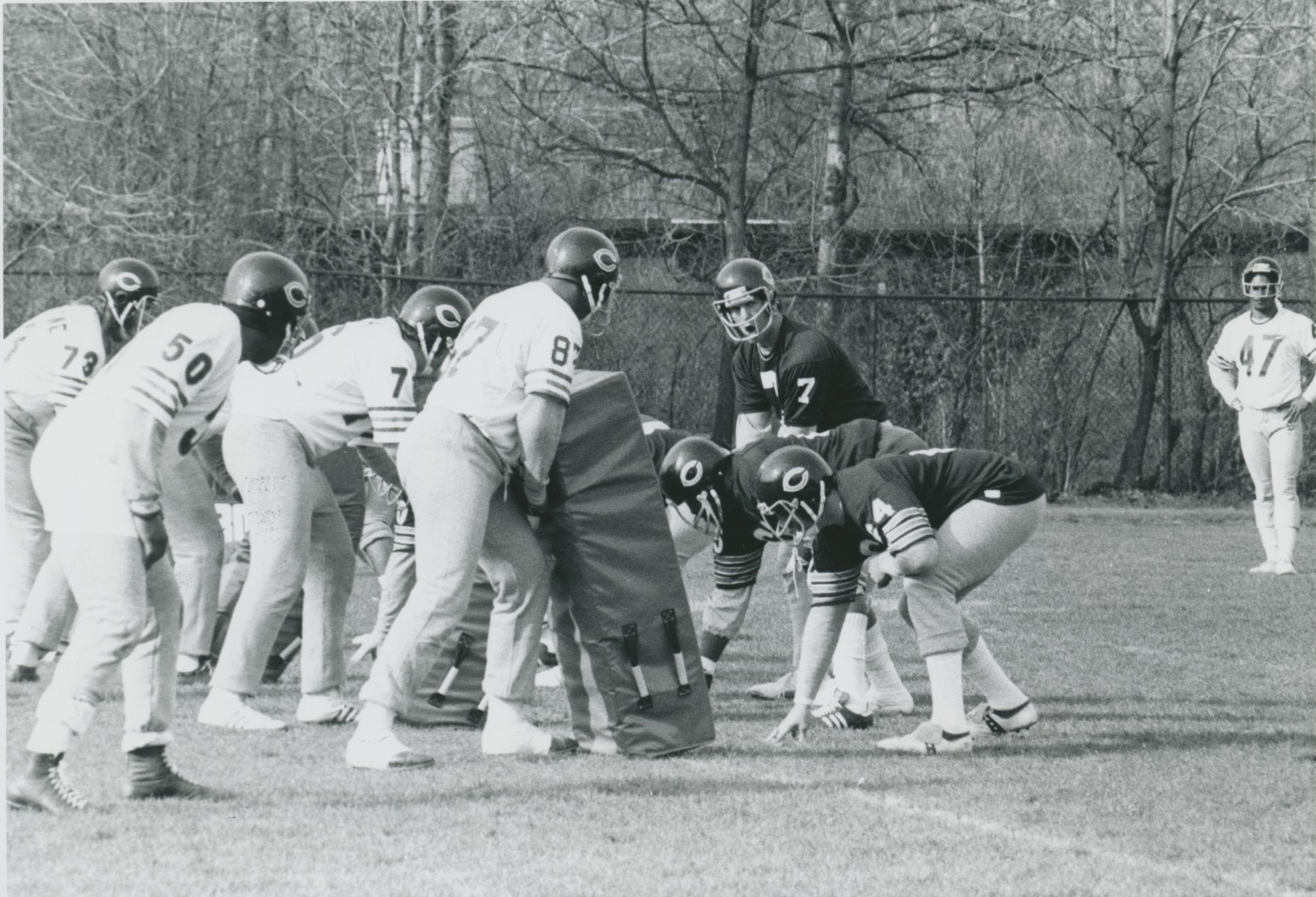 Quarterback Bob Avellini (7) calls out a play during a spring scrimmage in 1978. Courtesy Lake Forest College Archives and Special Collections.