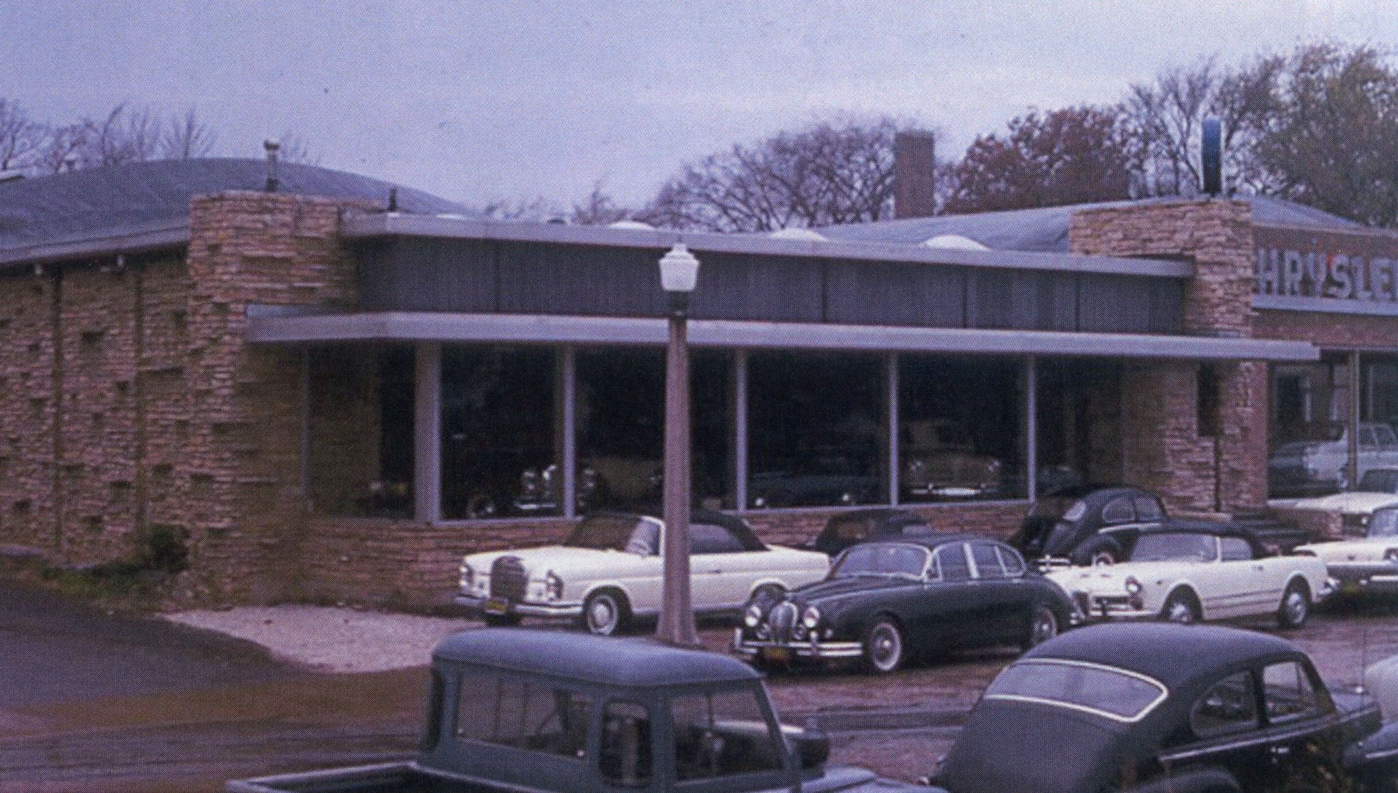 Knauz Continental, c. 1962. In the 1990s the building was converted into a restaurant - for a long time it was the Grille on Laurel, and later MLG.