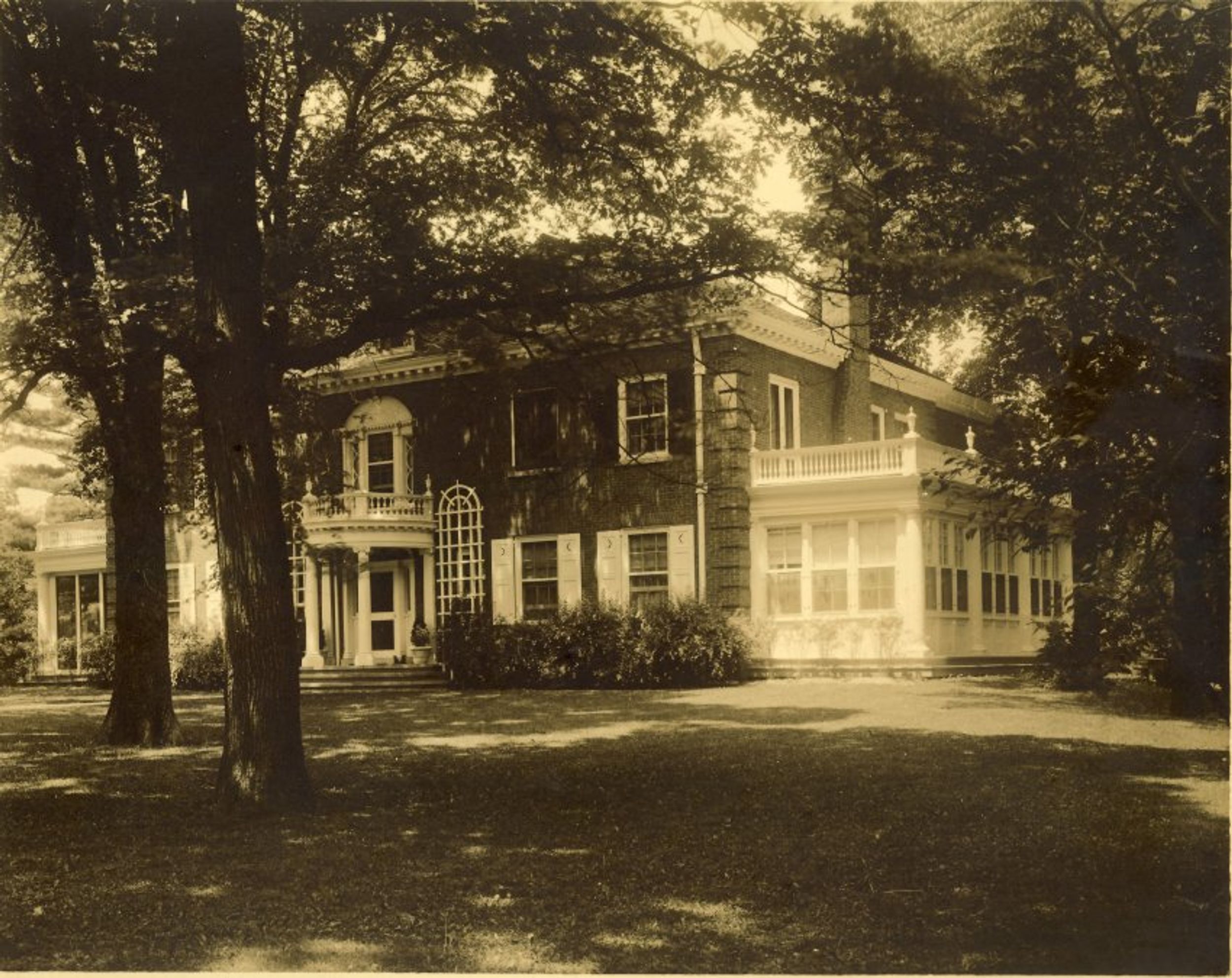 805 East Westminster Avenue